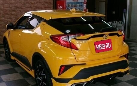 Toyota C-HR I рестайлинг, 2017 год, 1 605 000 рублей, 25 фотография