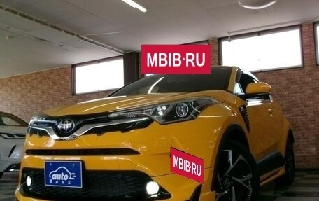 Toyota C-HR I рестайлинг, 2017 год, 1 605 000 рублей, 28 фотография