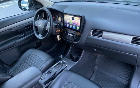 Mitsubishi Outlander III рестайлинг 3, 2012 год, 1 149 000 рублей, 7 фотография