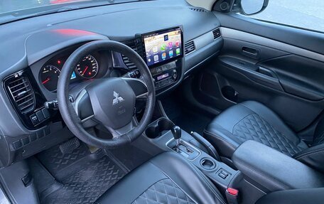 Mitsubishi Outlander III рестайлинг 3, 2012 год, 1 149 000 рублей, 5 фотография