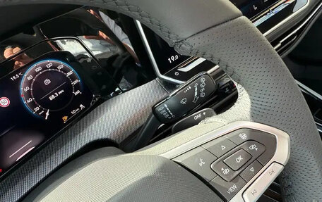 Volkswagen Golf VIII, 2025 год, 4 900 000 рублей, 6 фотография