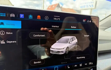 Volkswagen Golf VIII, 2025 год, 4 900 000 рублей, 33 фотография