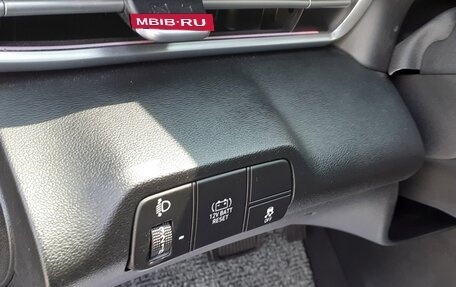 Hyundai Avante, 2023 год, 2 370 000 рублей, 14 фотография