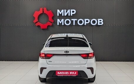 KIA Rio IV, 2017 год, 1 030 000 рублей, 5 фотография