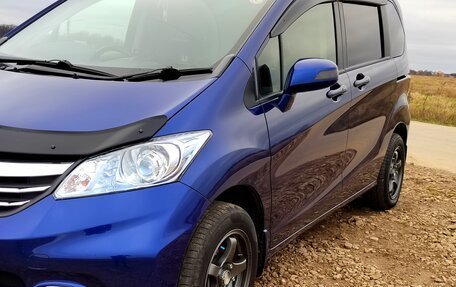 Honda Freed I, 2013 год, 1 060 000 рублей, 2 фотография