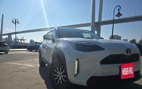 Toyota Yaris Cross, 2021 год, 2 100 000 рублей, 1 фотография