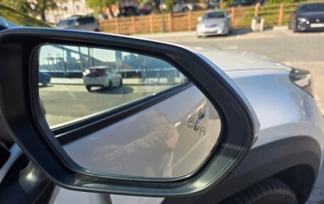 Toyota Yaris Cross, 2021 год, 2 100 000 рублей, 10 фотография