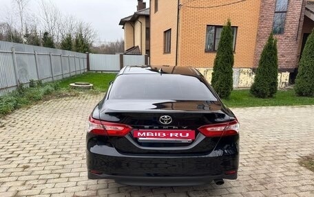 Toyota Camry, 2019 год, 2 790 000 рублей, 3 фотография