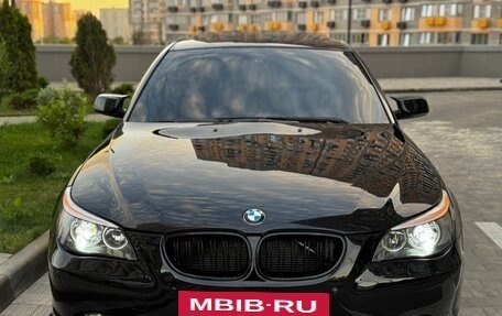 BMW 5 серия, 2005 год, 1 400 000 рублей, 4 фотография