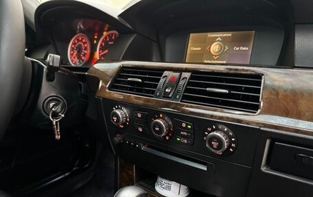 BMW 5 серия, 2005 год, 1 400 000 рублей, 33 фотография