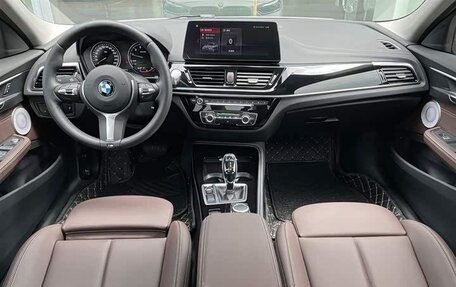 BMW 1 серия, 2022 год, 1 933 000 рублей, 7 фотография