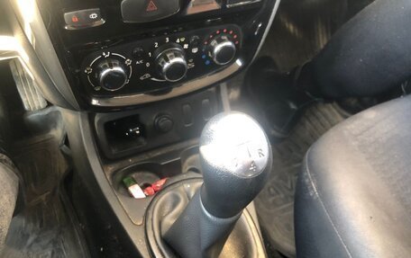 Nissan Terrano III, 2015 год, 780 000 рублей, 2 фотография