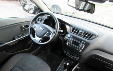 KIA Rio III рестайлинг, 2016 год, 1 000 000 рублей, 12 фотография