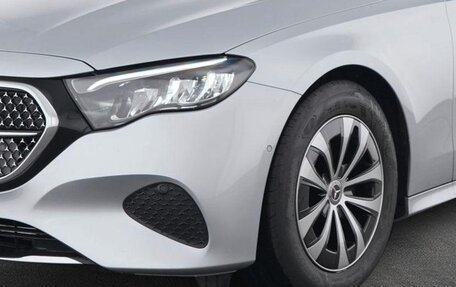 Mercedes-Benz E-Класс, 2025 год, 5 900 000 рублей, 3 фотография