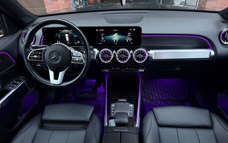 Mercedes-Benz GLB, 2021 год, 4 100 000 рублей, 10 фотография