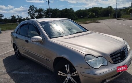 Mercedes-Benz C-Класс, 2003 год, 700 000 рублей, 10 фотография