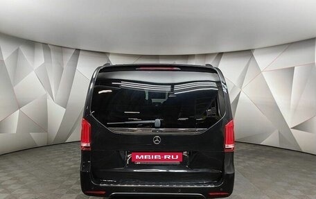 Mercedes-Benz V-Класс, 2018 год, 4 695 000 рублей, 6 фотография