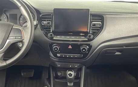 Hyundai Solaris II рестайлинг, 2021 год, 1 650 000 рублей, 14 фотография