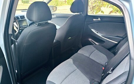 Hyundai Solaris II рестайлинг, 2011 год, 720 000 рублей, 11 фотография