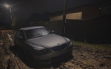 BMW 5 серия, 2004 год, 1 000 000 рублей, 1 фотография