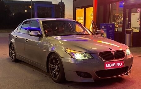 BMW 5 серия, 2004 год, 1 000 000 рублей, 3 фотография