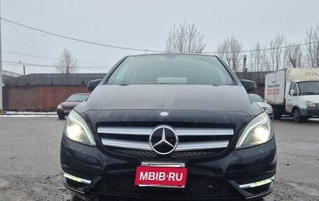 Mercedes-Benz B-Класс, 2014 год, 1 210 000 рублей, 1 фотография