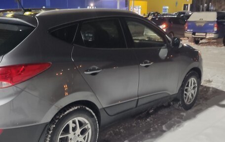 Hyundai ix35 I рестайлинг, 2011 год, 1 600 000 рублей, 4 фотография