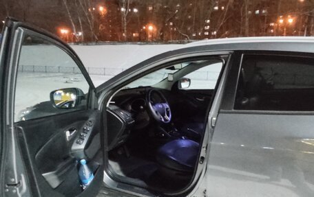 Hyundai ix35 I рестайлинг, 2011 год, 1 600 000 рублей, 10 фотография