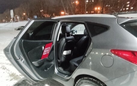 Hyundai ix35 I рестайлинг, 2011 год, 1 600 000 рублей, 9 фотография