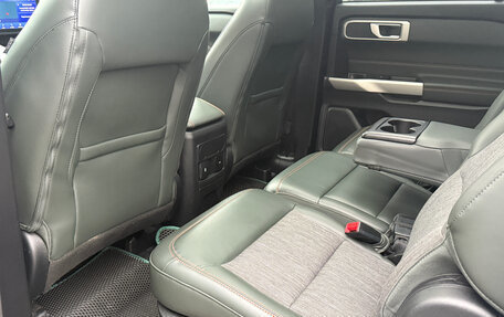 Ford Explorer VI, 2022 год, 3 899 000 рублей, 13 фотография