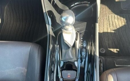 Toyota C-HR I рестайлинг, 2018 год, 1 625 000 рублей, 19 фотография