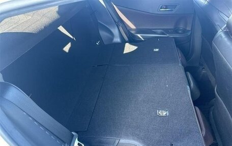 Toyota C-HR I рестайлинг, 2018 год, 1 625 000 рублей, 28 фотография