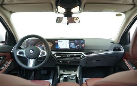 BMW 3 серия, 2022 год, 3 345 000 рублей, 10 фотография