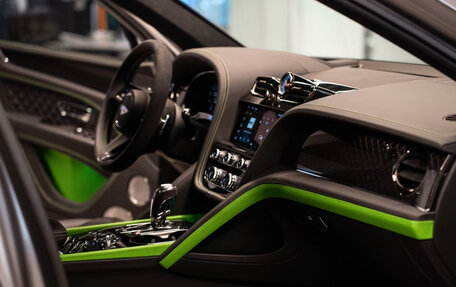 Bentley Bentayga I, 2025 год, 37 030 720 рублей, 15 фотография