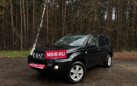 Nissan X-Trail, 2005 год, 680 000 рублей, 2 фотография