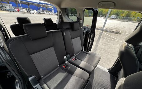 Toyota Sienta II, 2021 год, 1 720 000 рублей, 14 фотография