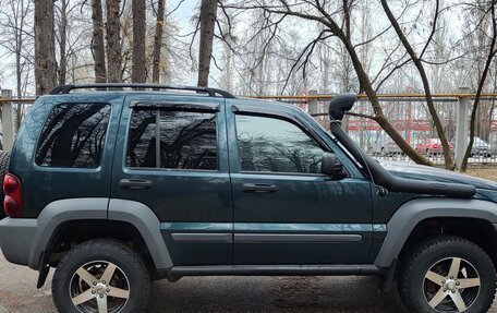 Jeep Liberty (North America) I, 2004 год, 899 000 рублей, 6 фотография