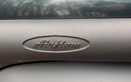 Jeep Liberty (North America) I, 2004 год, 899 000 рублей, 24 фотография