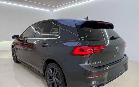 Volkswagen Golf VIII, 2021 год, 1 900 000 рублей, 6 фотография