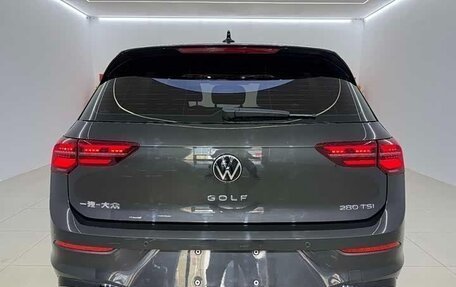 Volkswagen Golf VIII, 2021 год, 1 900 000 рублей, 4 фотография