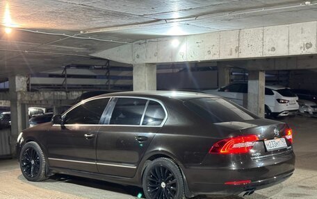 Skoda Superb III рестайлинг, 2015 год, 1 225 000 рублей, 3 фотография