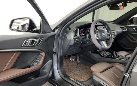 BMW 1 серия, 2021 год, 2 320 000 рублей, 16 фотография