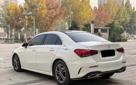 Mercedes-Benz A-Класс, 2021 год, 2 140 000 рублей, 4 фотография