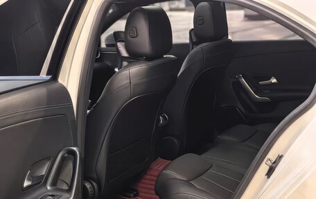 Mercedes-Benz A-Класс, 2021 год, 2 140 000 рублей, 9 фотография