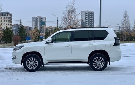 Toyota Land Cruiser Prado 150 рестайлинг 2, 2019 год, 5 350 000 рублей, 3 фотография