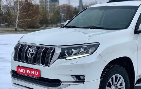 Toyota Land Cruiser Prado 150 рестайлинг 2, 2019 год, 5 350 000 рублей, 2 фотография