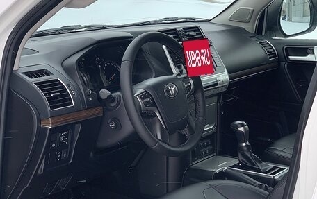 Toyota Land Cruiser Prado 150 рестайлинг 2, 2019 год, 5 350 000 рублей, 15 фотография