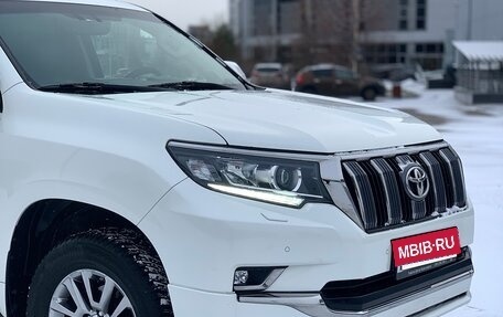Toyota Land Cruiser Prado 150 рестайлинг 2, 2019 год, 5 350 000 рублей, 11 фотография