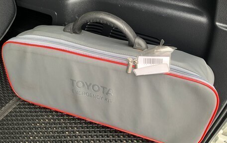 Toyota Land Cruiser Prado 150 рестайлинг 2, 2019 год, 5 350 000 рублей, 36 фотография