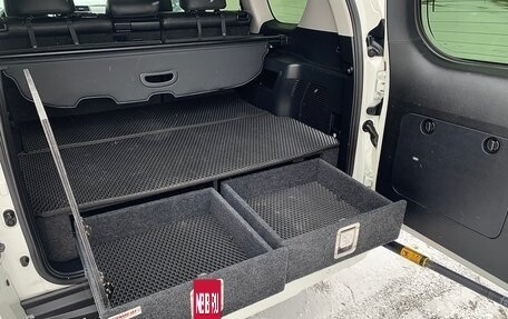 Toyota Land Cruiser Prado 150 рестайлинг 2, 2019 год, 5 350 000 рублей, 35 фотография